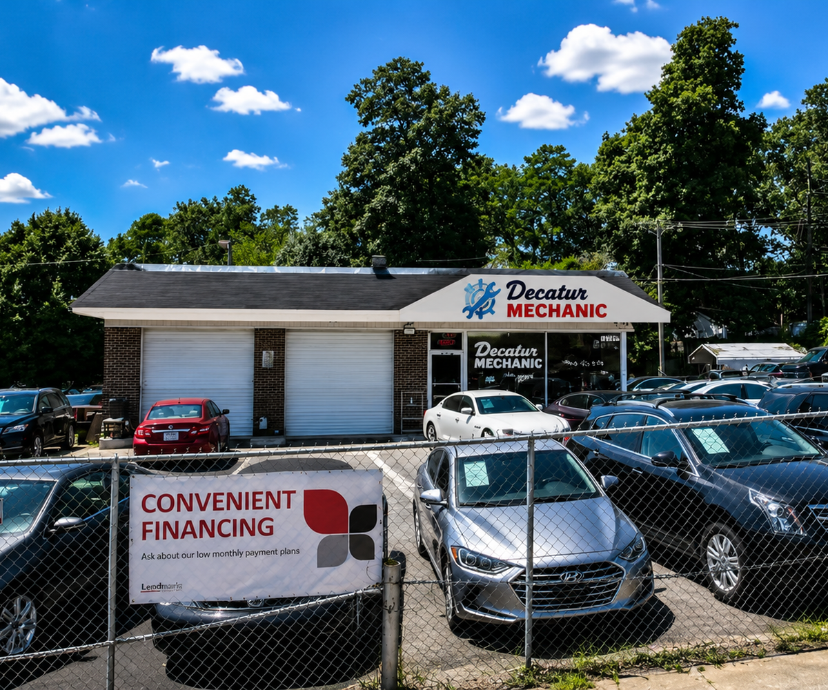 Exterior of Decatur Mechanic at 1099 Columbia Dr, Decatur, GA